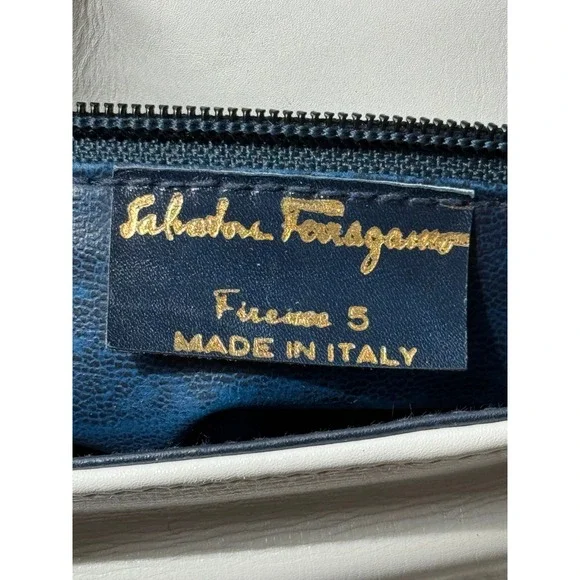 Vintage Salvatore Ferragamo Shoulder Bag Medium Navy Blue Leather Gold Hardware - Picture 7 of 11